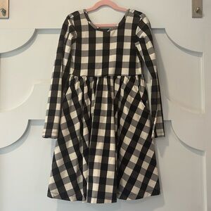 Hanna Andersson b&w plaid skater dress